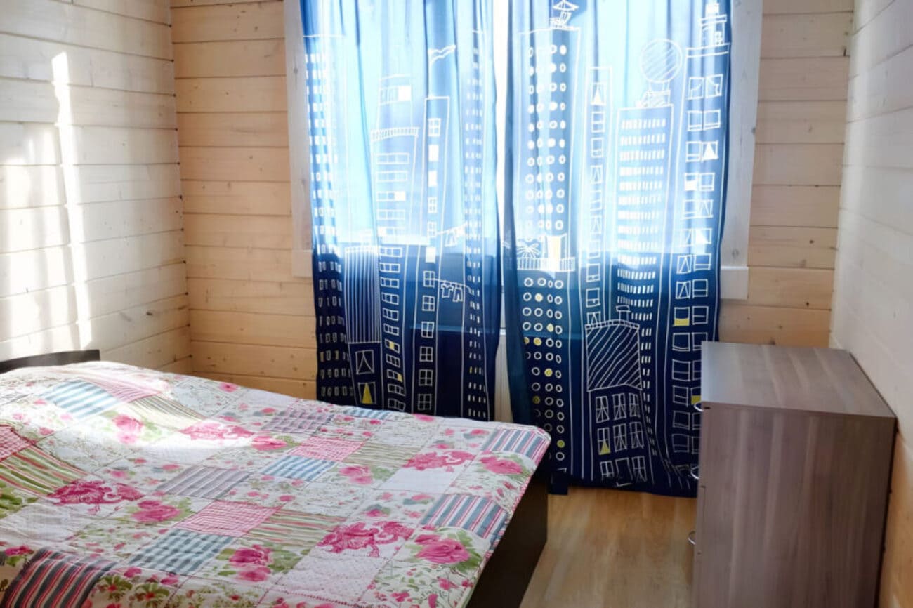 Продажа коттеджа из клеёного бруса в коттеджном поселке с закрытой территорией на Ярославском направлении